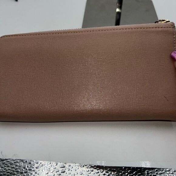 Furla Saffiano Leather Made in Italy Zip Around‎ Wallet in Blush - Picture 3 of 13